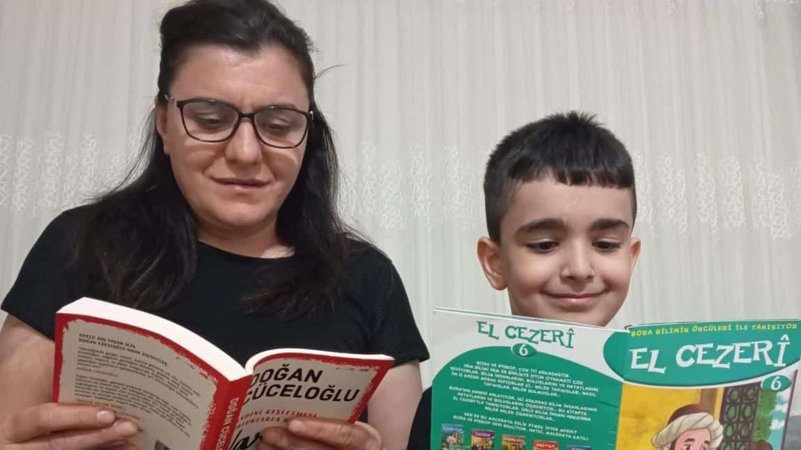 ''Ben Okuyorum İstanbul Okuyor Projesi'' 
